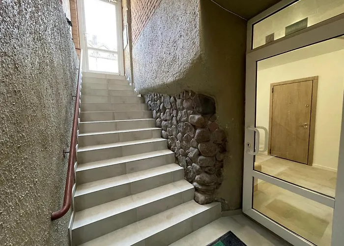 Modern In Center I 1